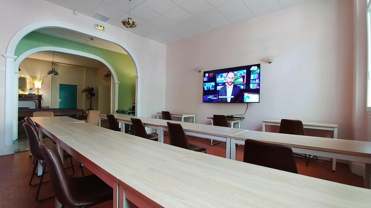 Hotel Le Victoria Драгинян Екстериор снимка