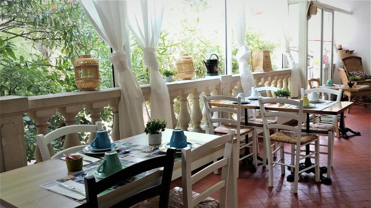 Hotel Le Victoria Драгинян Екстериор снимка
